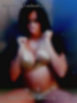 Married but looking for clubs Palmdale a good time.